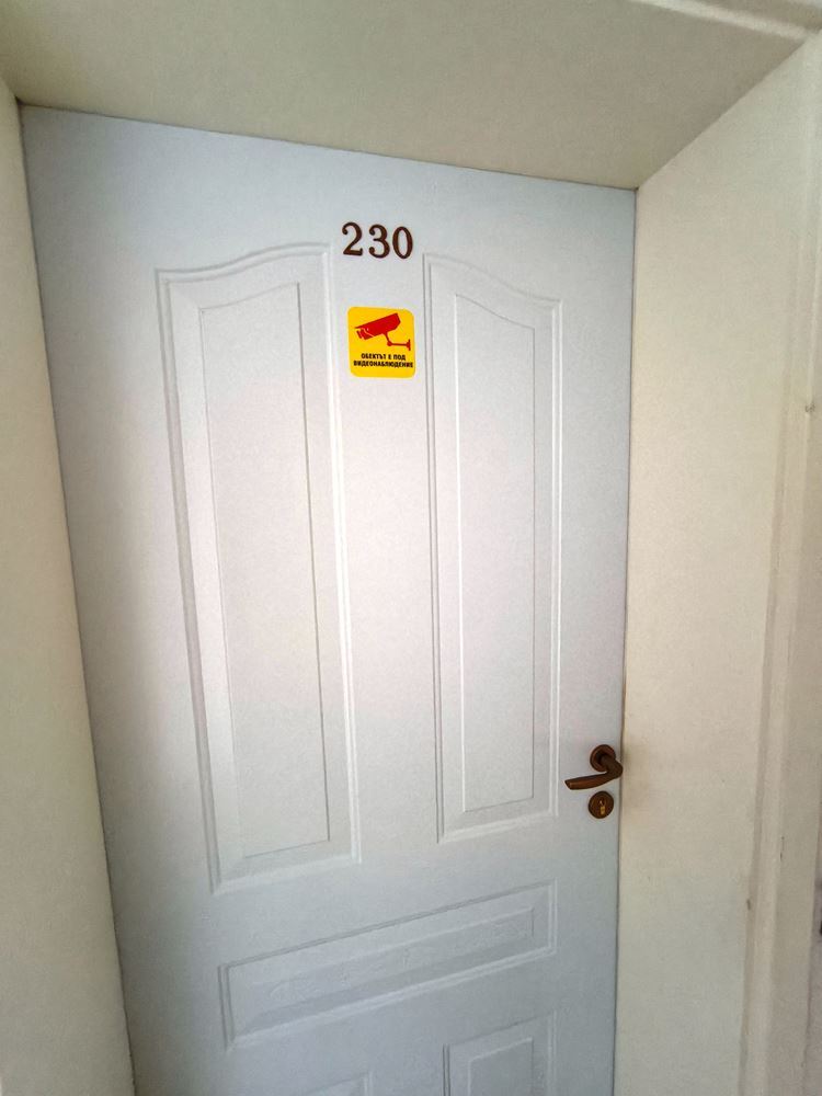 Luxuriöse Wohnung mit einem Schlafzimmer in erster Meereslinie in Sveti Vlas