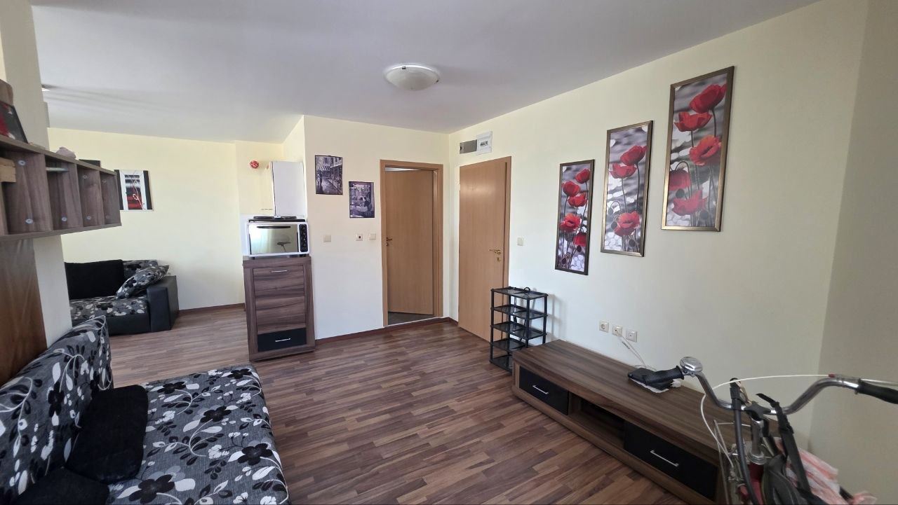 Geräumige Zweizimmerwohnung in der Nähe des Lidl-Supermarkts in Sonnenstrand