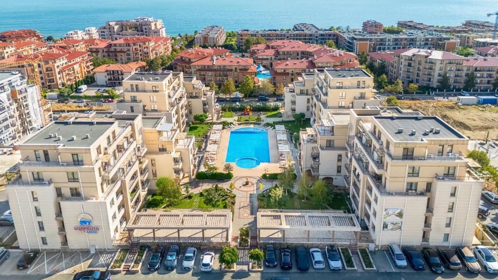 Meerkomfort mit eigenem Garten – 2-Zimmer-Wohnung mit einem Schlafzimmer nur wenige Schritte vom Strand in Sveti Vlas entfernt