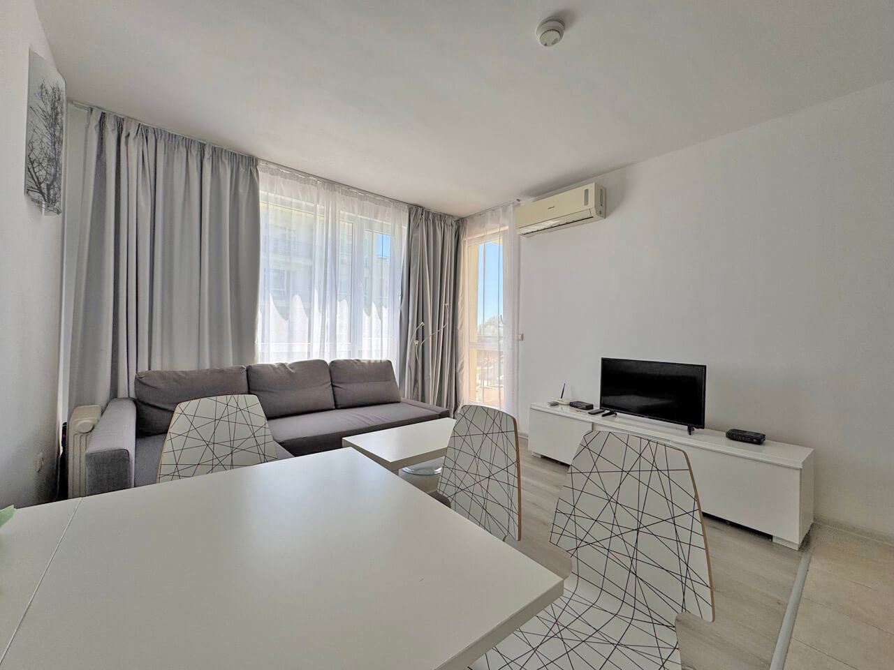 2-Zimmer-Wohnung in einer ruhigen und grünen Anlage in Sonnenstrand
