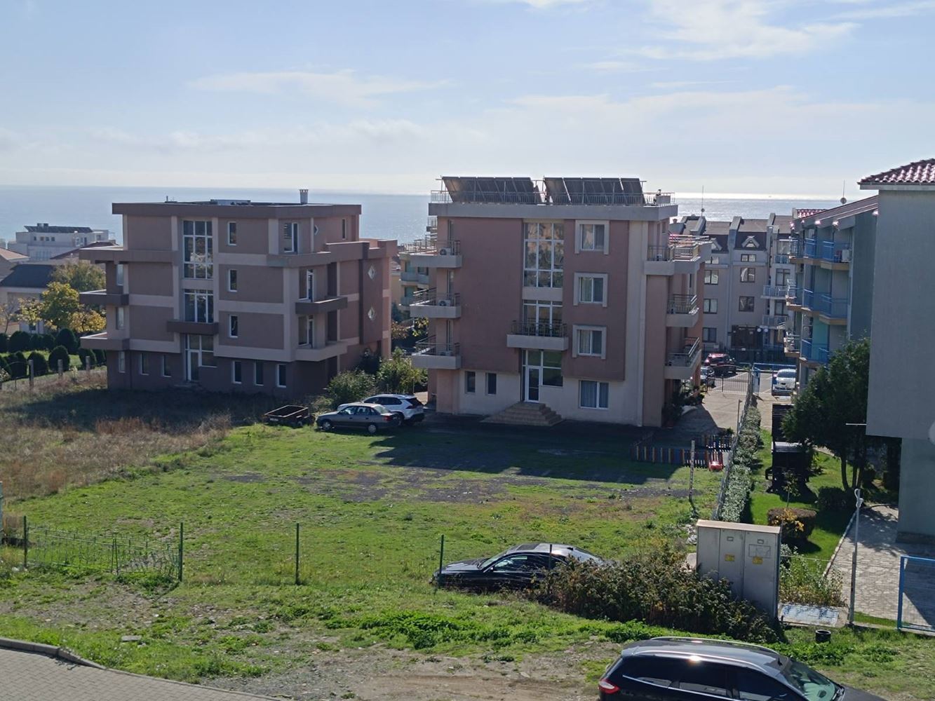 Drei-Zimmer-Wohnung ohne Instandhaltungsgebühr mit Meerblick in Sweti Wlas