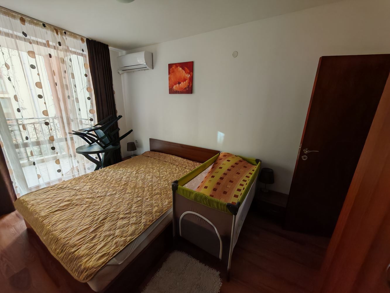 Zwei-Zimmer-Wohnung mit zwei Schlafzimmern in Sveti Vlas mit hervorragenden Annehmlichkeiten in einer geschlossenen Wohnanlage