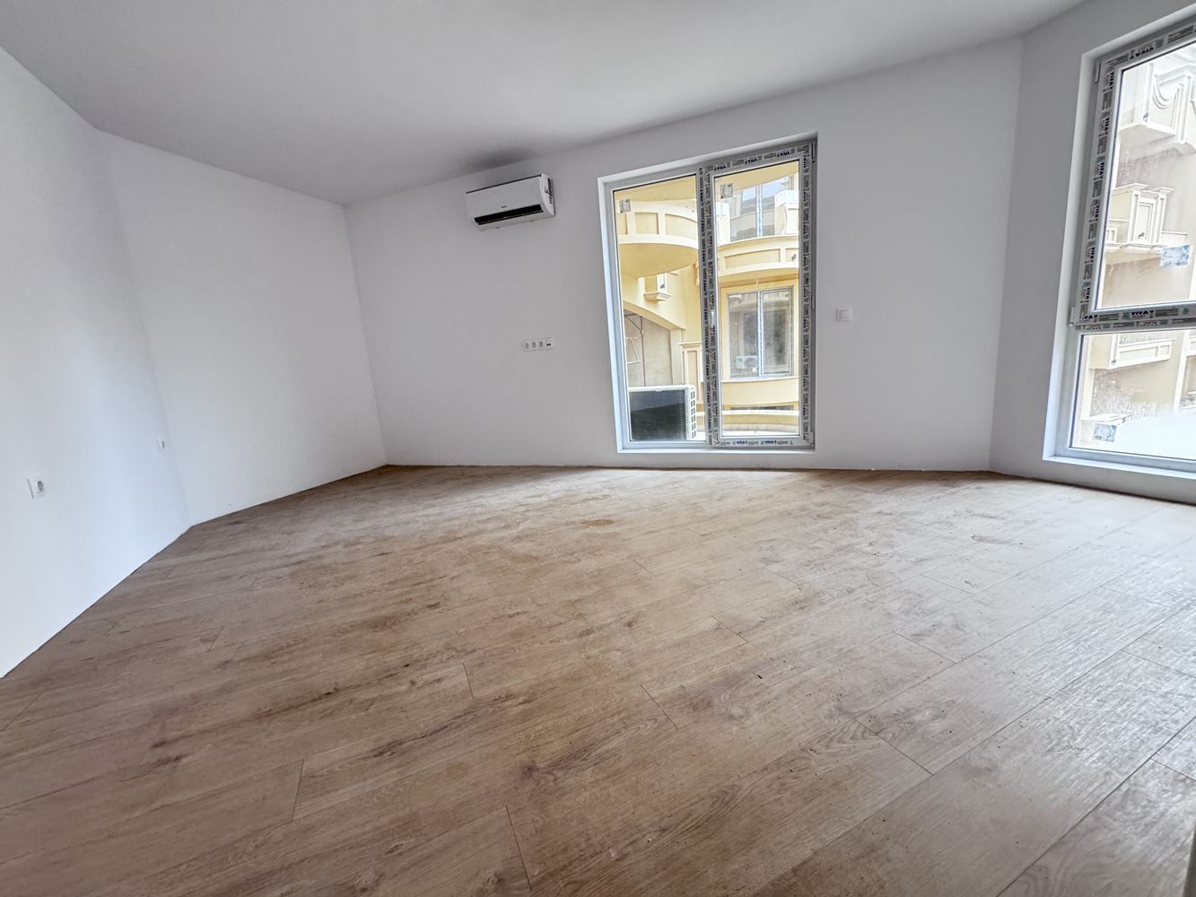 Zweizimmerwohnung in einem neu gebauten Komplex in Sonnenstrand