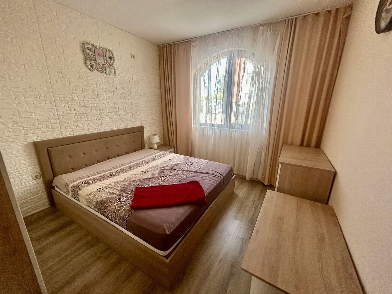 Komfortable 2-Zimmer-Wohnung mit direktem Zugang zum Pool in Nessebar – ein außergewöhnlich praktisches Angebot