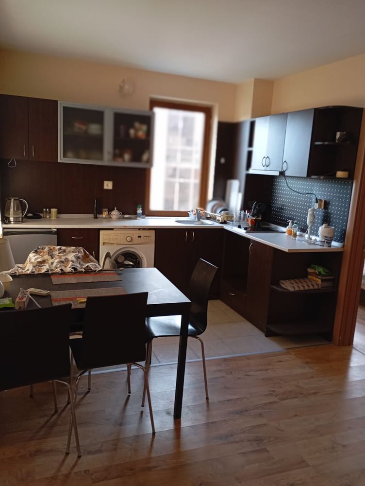 Voll möblierte Ein-Zimmer-Wohnung 200 m vom Strand in Ravda entfernt – Ruhe, Grün und Komfort in einer kleinen Anlage