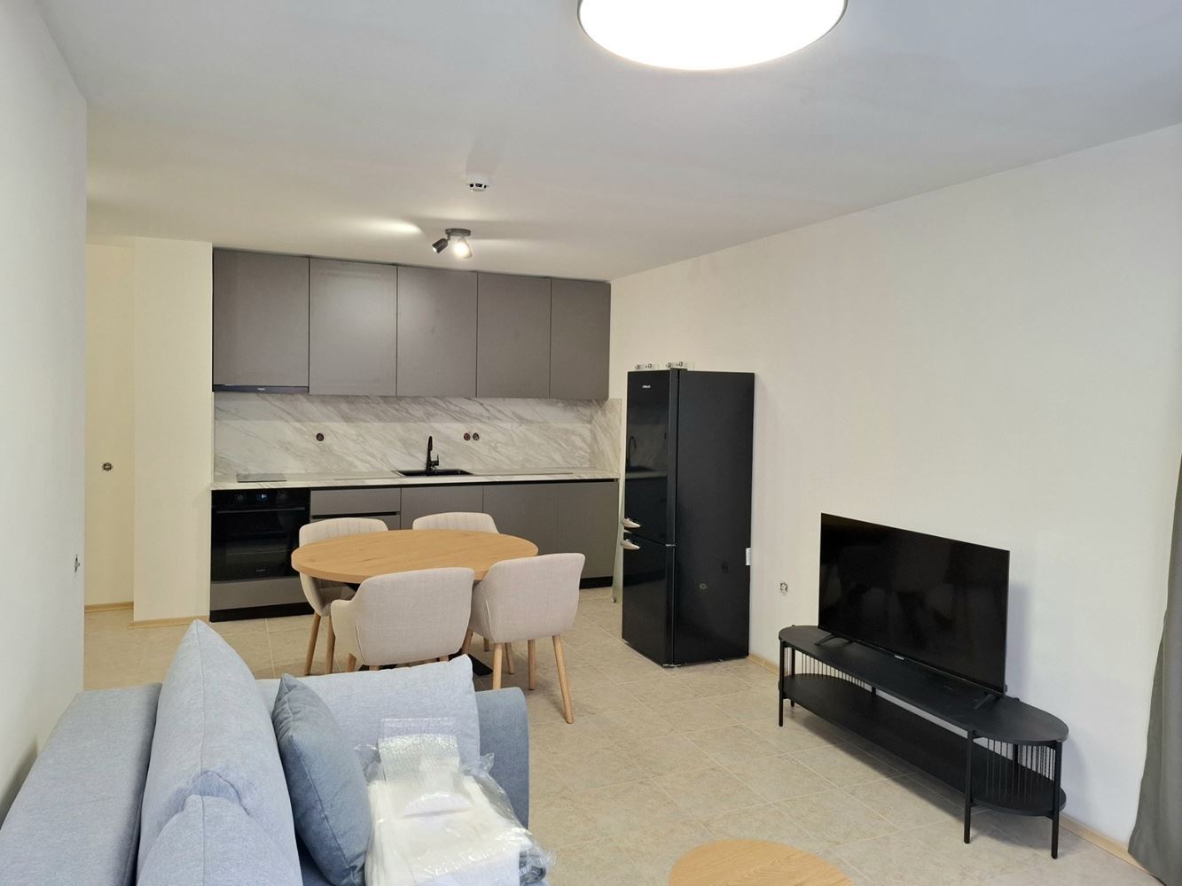 Gemütliche Zwei-Zimmer-Wohnung im Zentrum von Ravda – nur wenige Minuten vom Strand entfernt