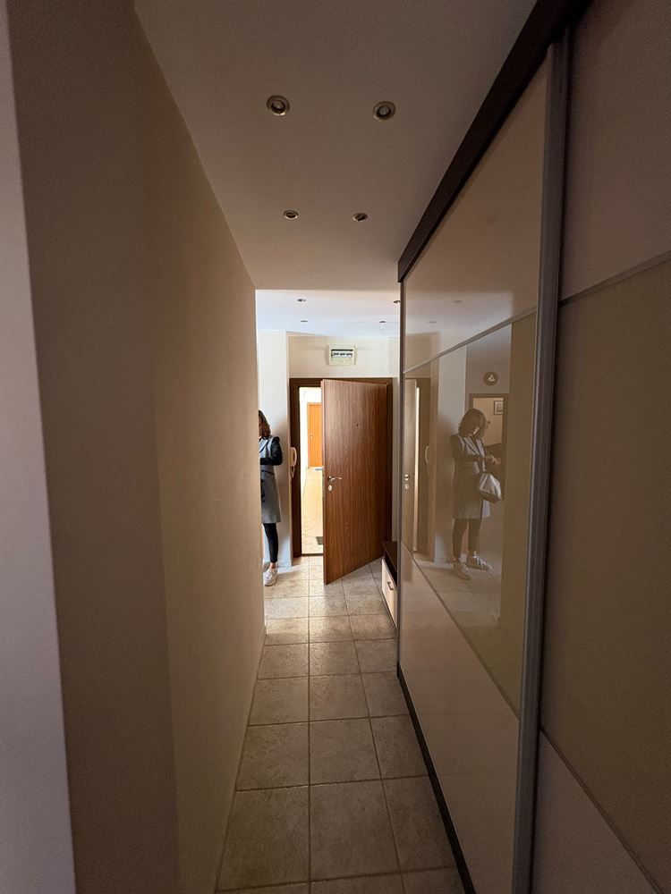 Geräumige Wohnung mit zwei Schlafzimmern in Pomorie – nur 400 Meter vom Meer entfernt