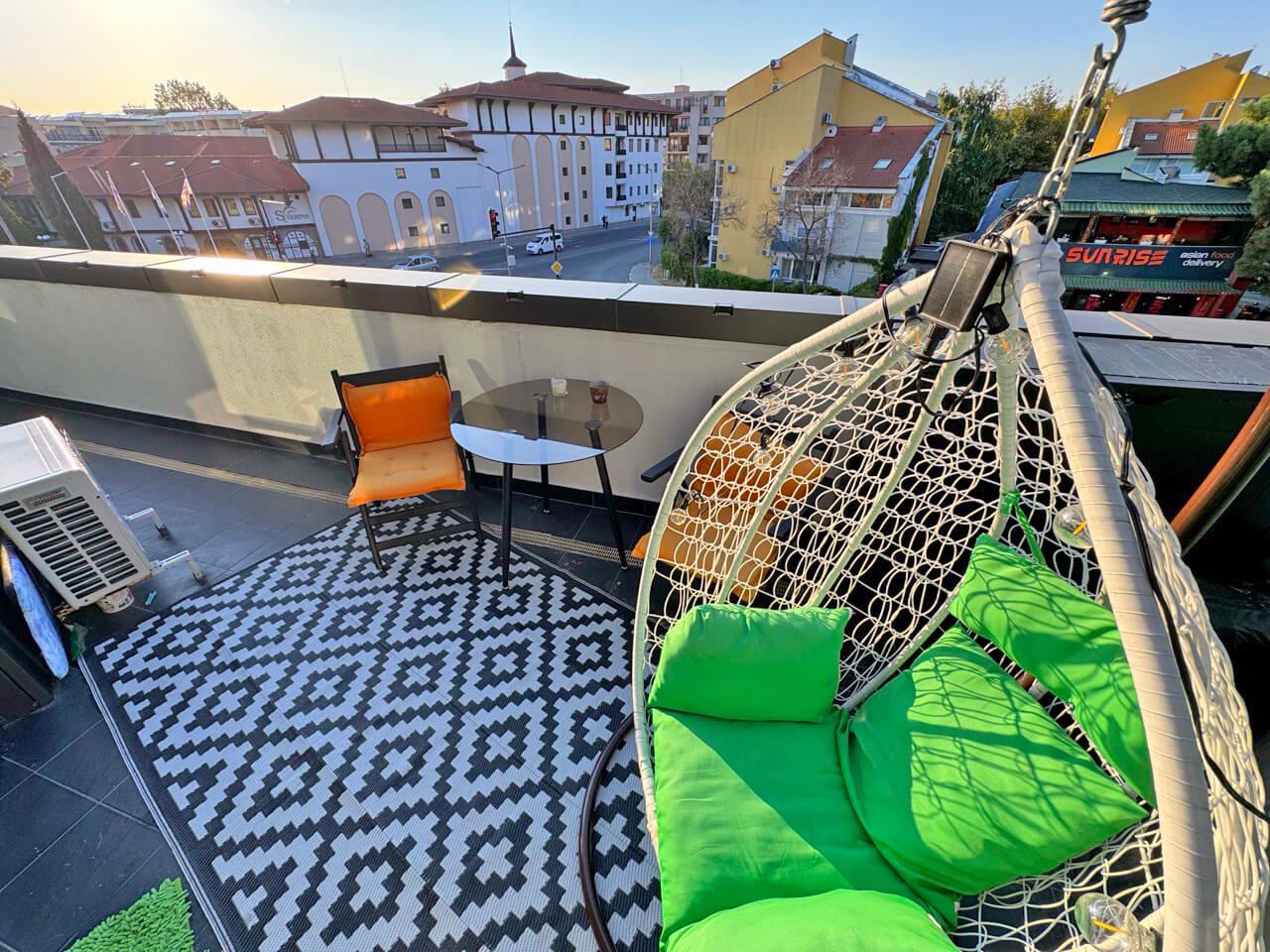 2-Zimmer-Wohnung mit moderner Einrichtung und großer Terrasse 200 m vom Strand in Sonnenstrand entfernt