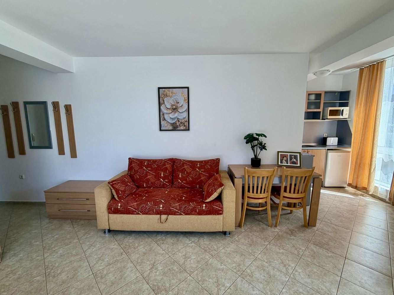 Geräumiges und komplett möbliertes Studio in einem modernen Komplex in Sonnenstrand – ausgezeichnete Immobilie zum Wohnen, Urlaub und als Investition