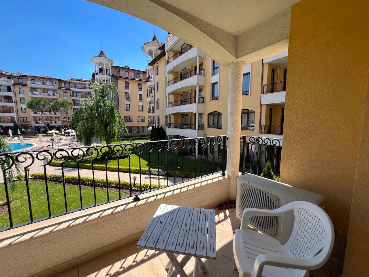Komfort, Sicherheit und erstklassige Annehmlichkeiten – elegante Wohnung mit einem Schlafzimmer in Sunny Beach