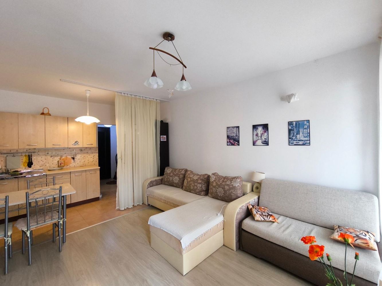 Geräumiges und helles Studio in Pomorie – zentrale Lage, niedrige Kosten und ausgezeichnete Investition