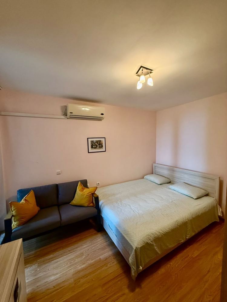 Gemütliche Wohnung in Sveti Vlas im Erdgeschoss – Meer, Berge und luxuriöse Anlage