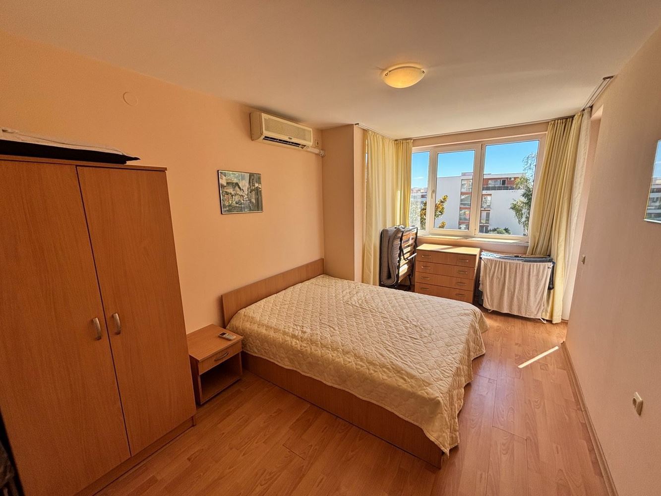 Wohnung mit wunderschönem Poolblick in Sveti Vlas – Ihr Ort für Erholung am Meer