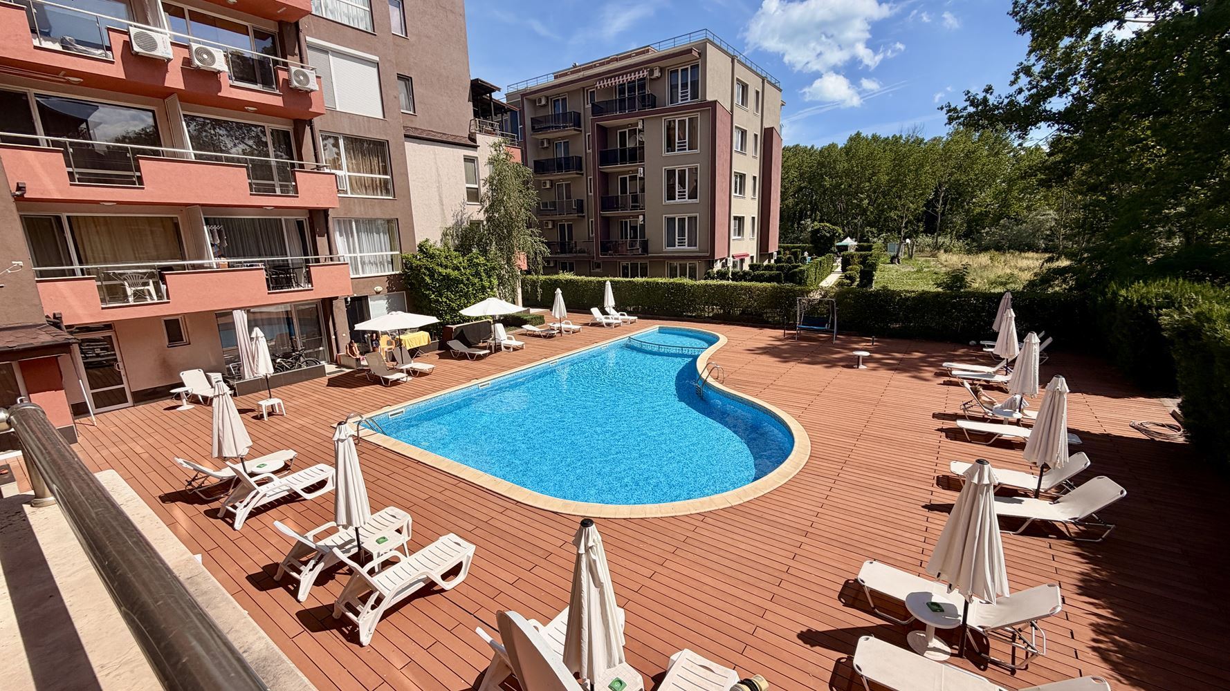 Sunny Beach: Wohnung mit einem Schlafzimmer 300 Meter vom Strand entfernt – Komfort, Qualität und hervorragende Investition