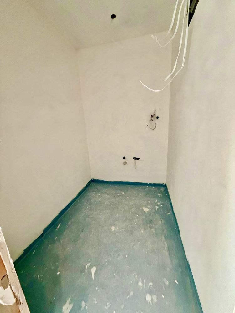 Moderne Wohnung mit zwei Schlafzimmern und Seeblick in Burgas. Mit Stellplatz!