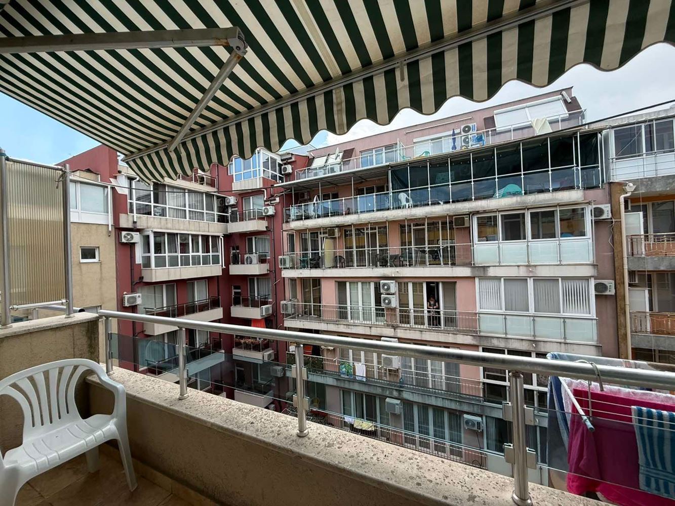 Möbliertes Studio 200 m vom Meer in Pomorie – praktische Immobilie mit ausgezeichneter Lage