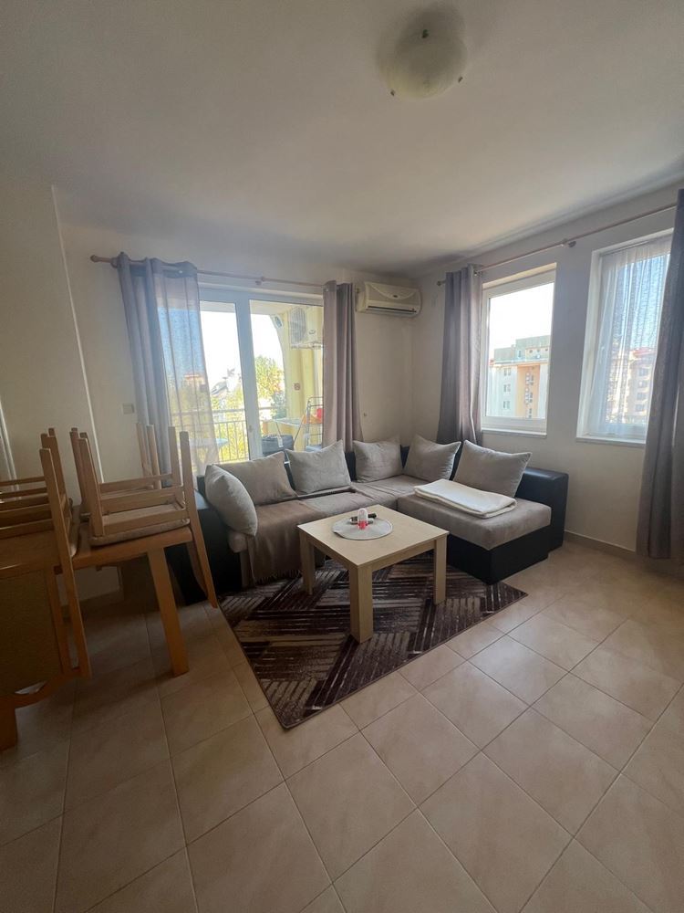 Geräumige Zweizimmerwohnung in Strandnähe in Sonnenstrand
