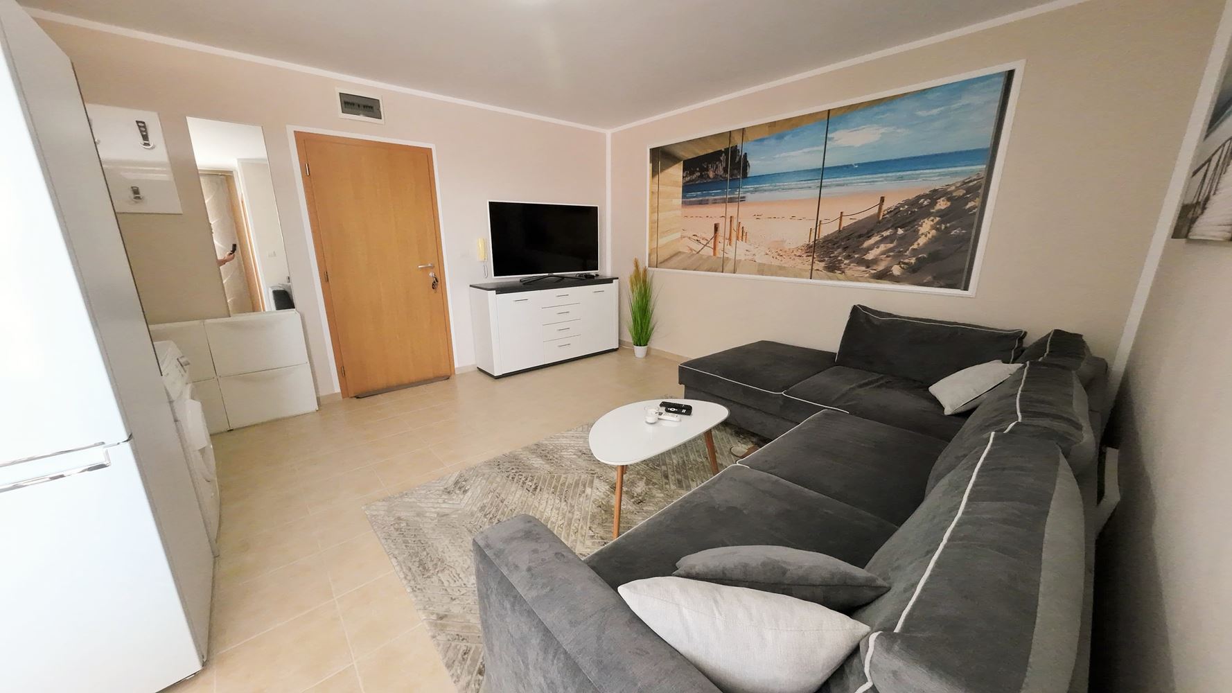 Gemütliche Wohnung mit einem Schlafzimmer in Sonnenstrand – Komfort, Großzügigkeit und hervorragende Lage am Meer