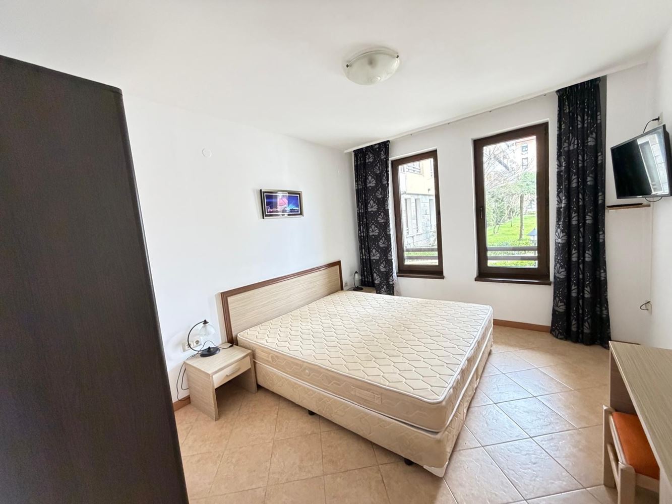 Geräumige Zwei-Zimmer-Wohnung mit direktem Zugang zum eigenen Garten in Sunny Beach – Komfort, Luxus und Gemütlichkeit