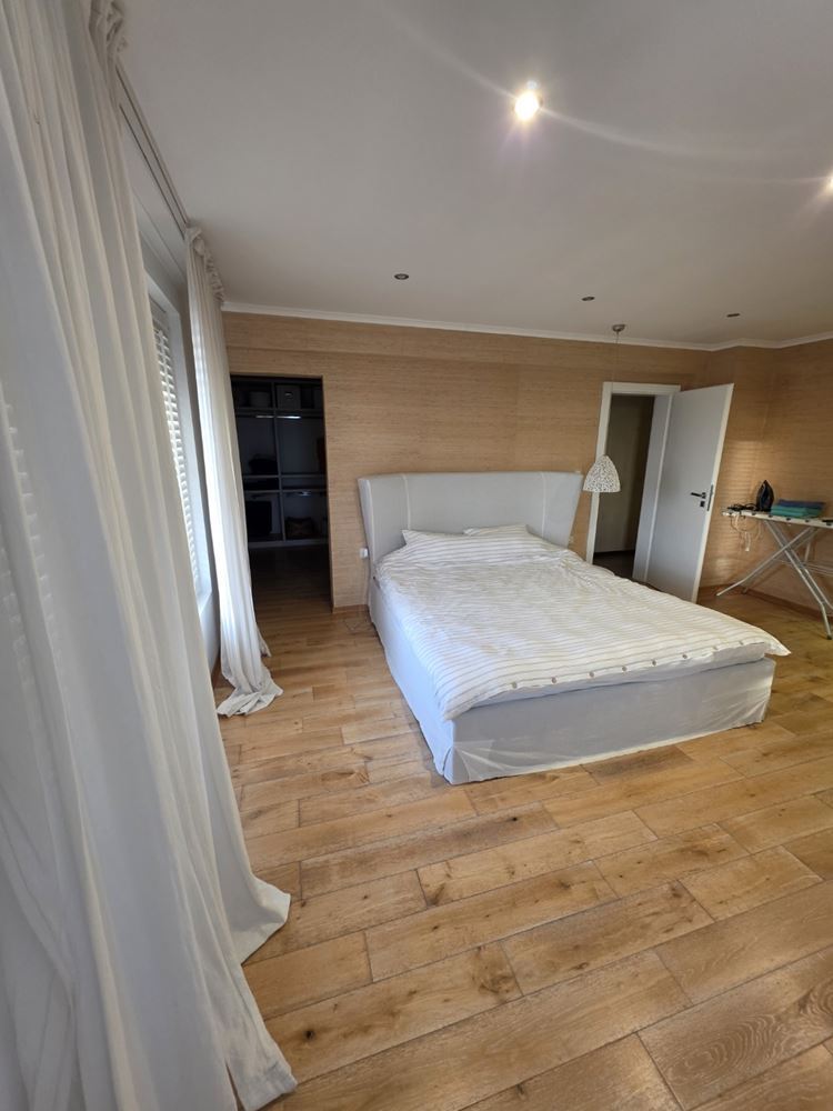 Nessebar: luxuriöse Wohnung mit zwei Schlafzimmern und Panoramablick auf das Meer – 183 m² Großzügigkeit, Komfort und Stil
