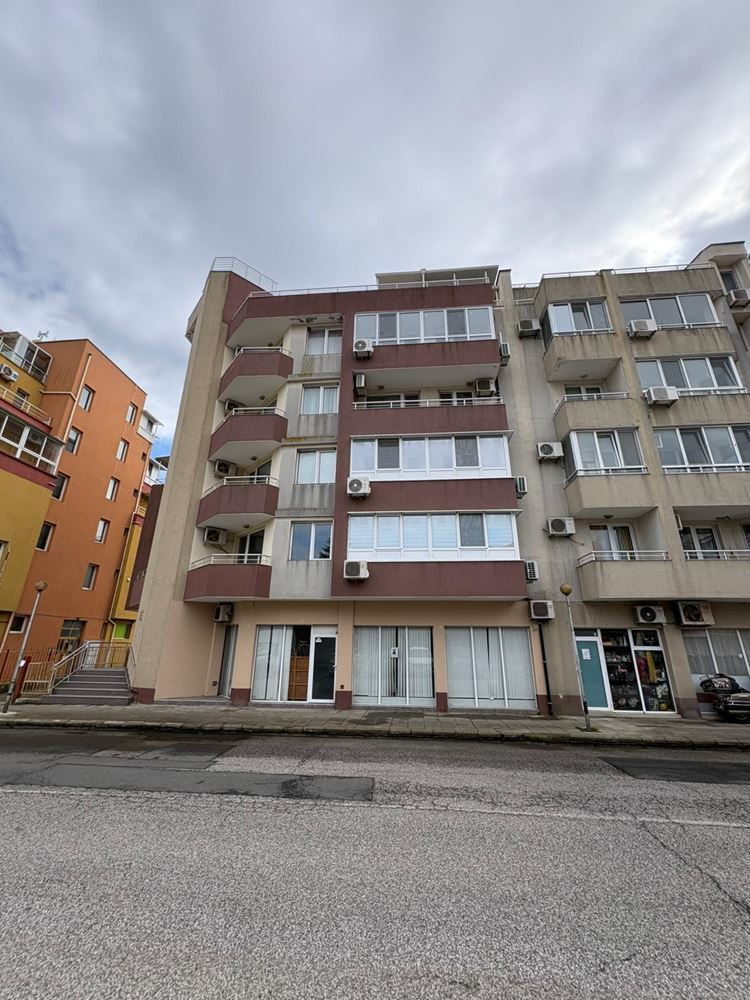 Möbliertes Studio in Pomorie – ausgezeichnete Lage, 400 m vom Meer und Stadtzentrum entfernt