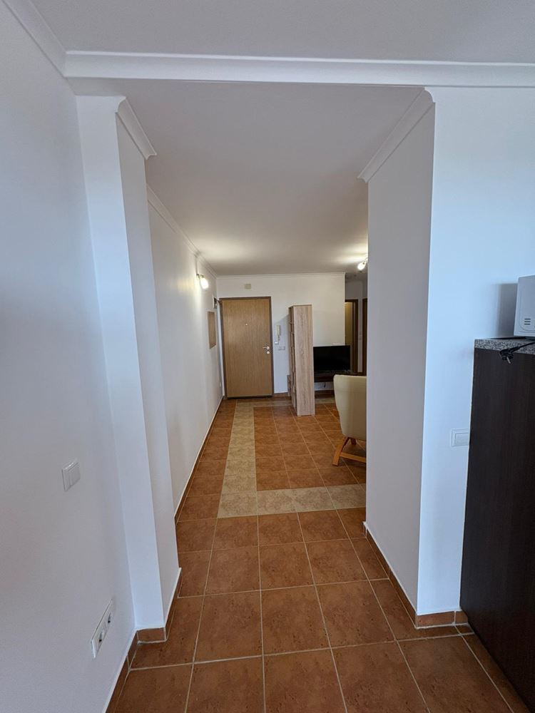 Pomorie – Geräumige Wohnung mit 2 Schlafzimmern in erster Linie mit Meerblick und niedriger Wartungsgebühr