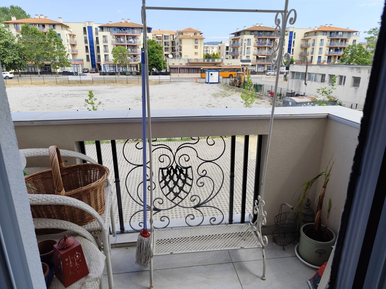 Luxuriöse Drei-Zimmer-Wohnung in einer gepflegten Anlage in Sunny Beach