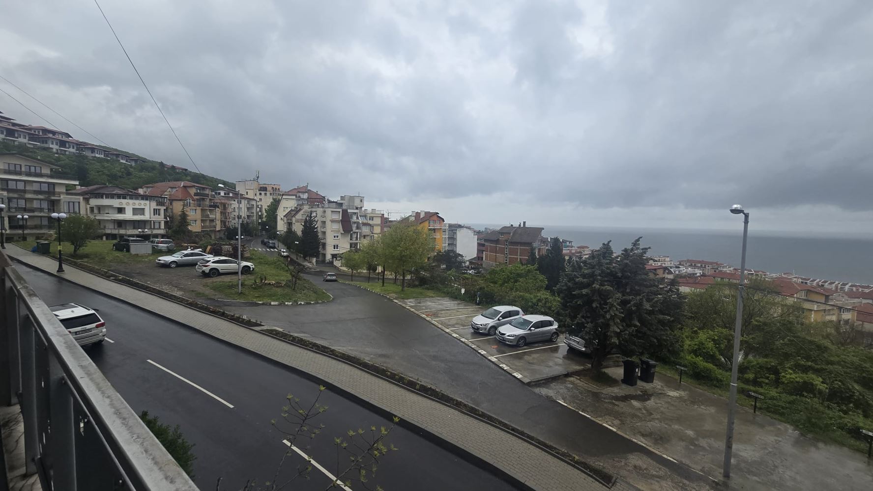 Großes Studio in Sveti Vlas mit hervorragender Fläche, praktischer Lage und bezugsfertig