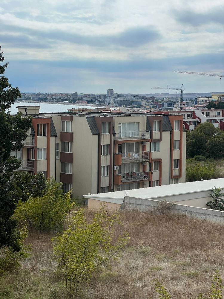 Wohnung mit zwei Schlafzimmern in einem modernen Komplex – vollständig möbliert und bereit für Ihr neues Leben