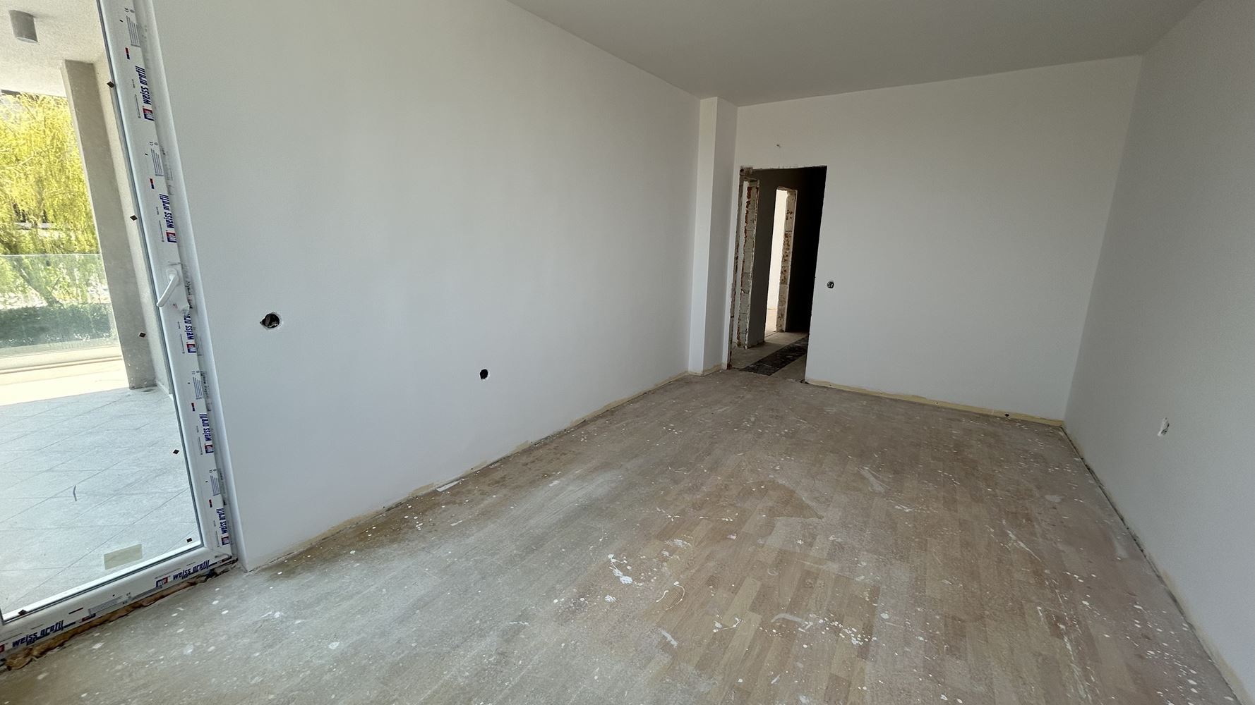 Apartment mit zwei Schlafzimmern, Südausrichtung in erster Meereslinie – Raum, Komfort und ausgezeichnete Investition