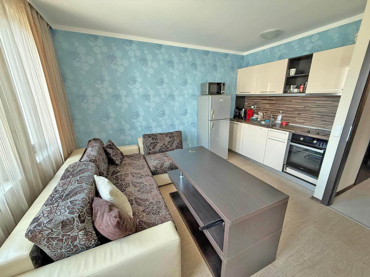 Elegante Wohnung mit einem Schlafzimmer in Sweti Wlas – Komfort, Ruhe und mediterraner Stil in Meeresnähe