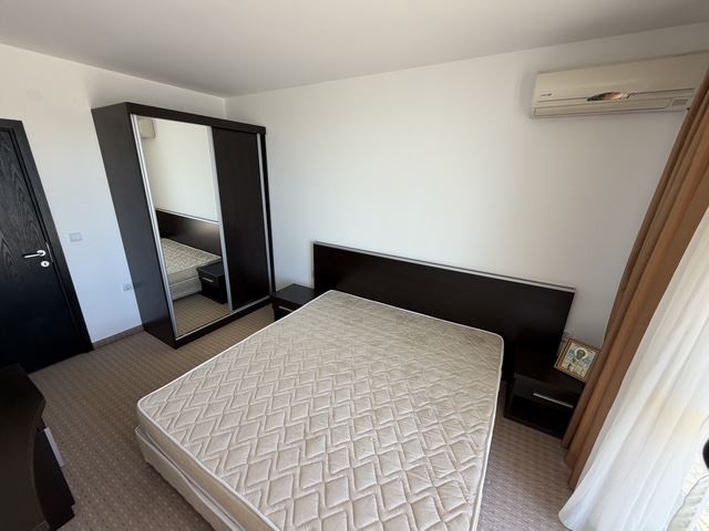 Zwei-Zimmer-Wohnung in erster Reihe am Meer in Sarafovo – Komfort, Stil und Meeresatmosphäre in einer Wohnanlage