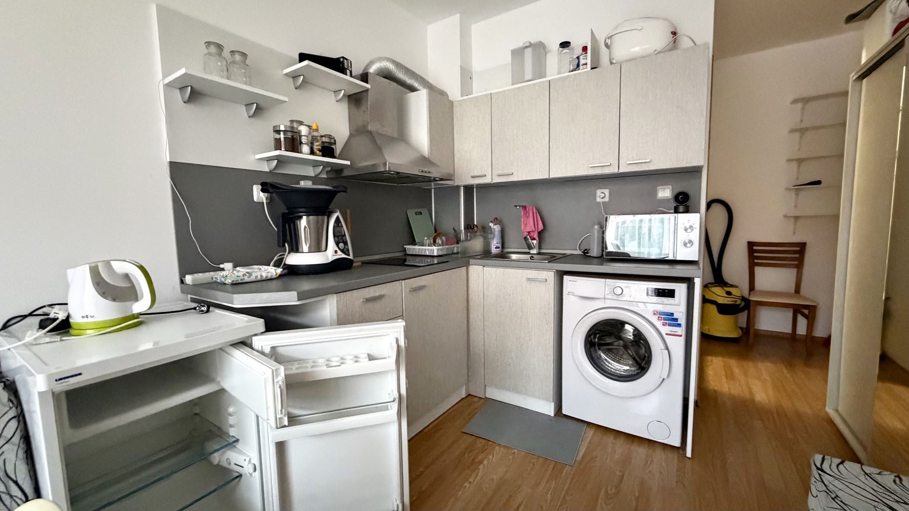 Gemütliches, möbliertes Studio in einer ruhigen Anlage am Stadtrand von Sonnenstrand – hervorragende Investition und Ferienimmobilie