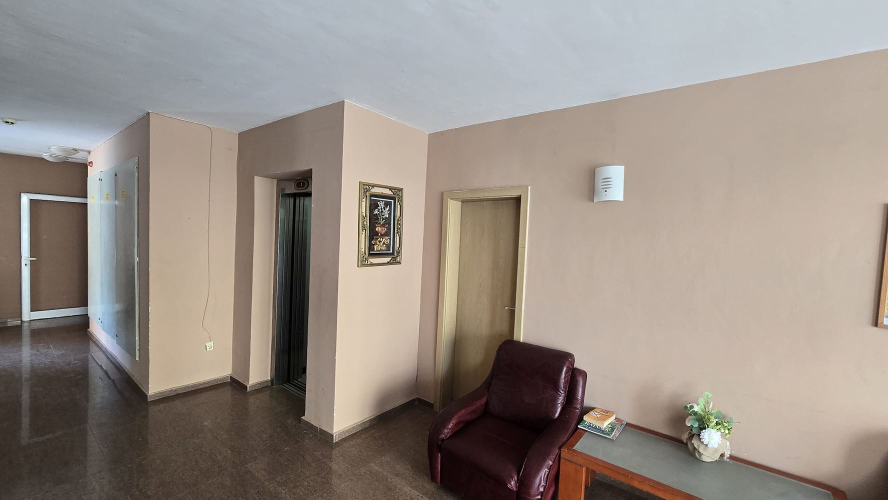 Ein-Zimmer-Apartment mit Parkblick in Sonnenstrand – hervorragende Investitionsmöglichkeit zur Vermietung