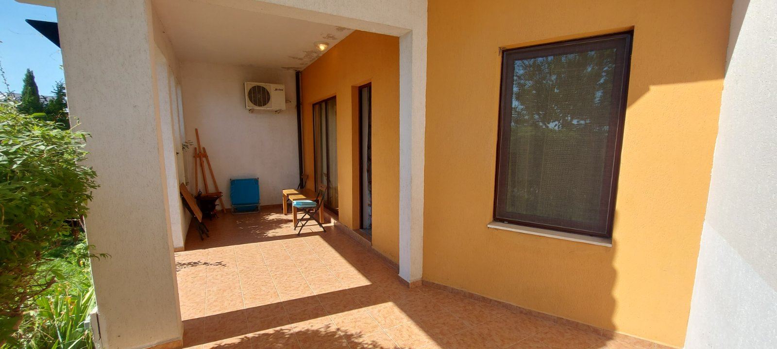 Erste Meereslinie in Aheloy – Wohnung mit einem Schlafzimmer, Panoramablick auf das Meer, eigenem Garten und hervorragenden Annehmlichkeiten