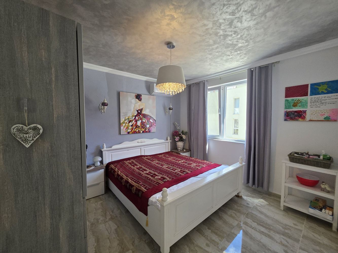 Luxuriöse Drei-Zimmer-Wohnung in einer gepflegten Anlage in Sunny Beach
