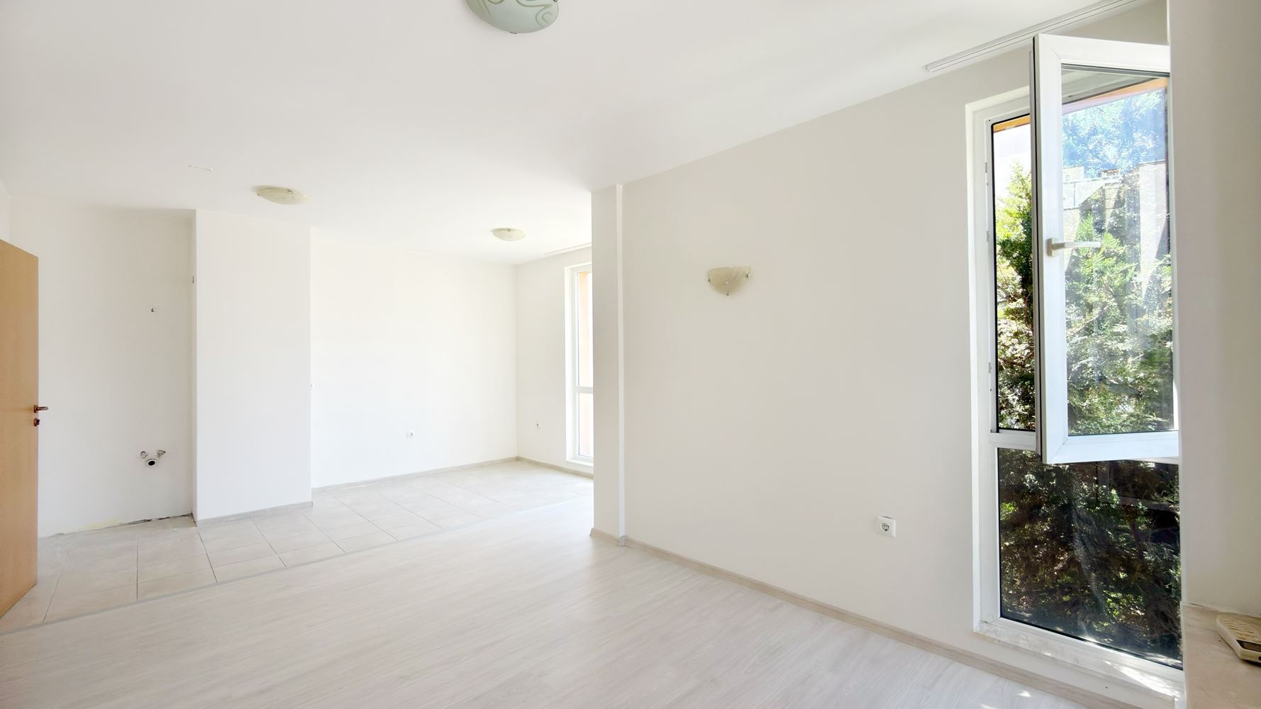 Zweizimmerwohnung 400 m vom Meer entfernt in Sonnenstrand – eine ausgezeichnete Investition und ein wunderbarer Ort für den Urlaub