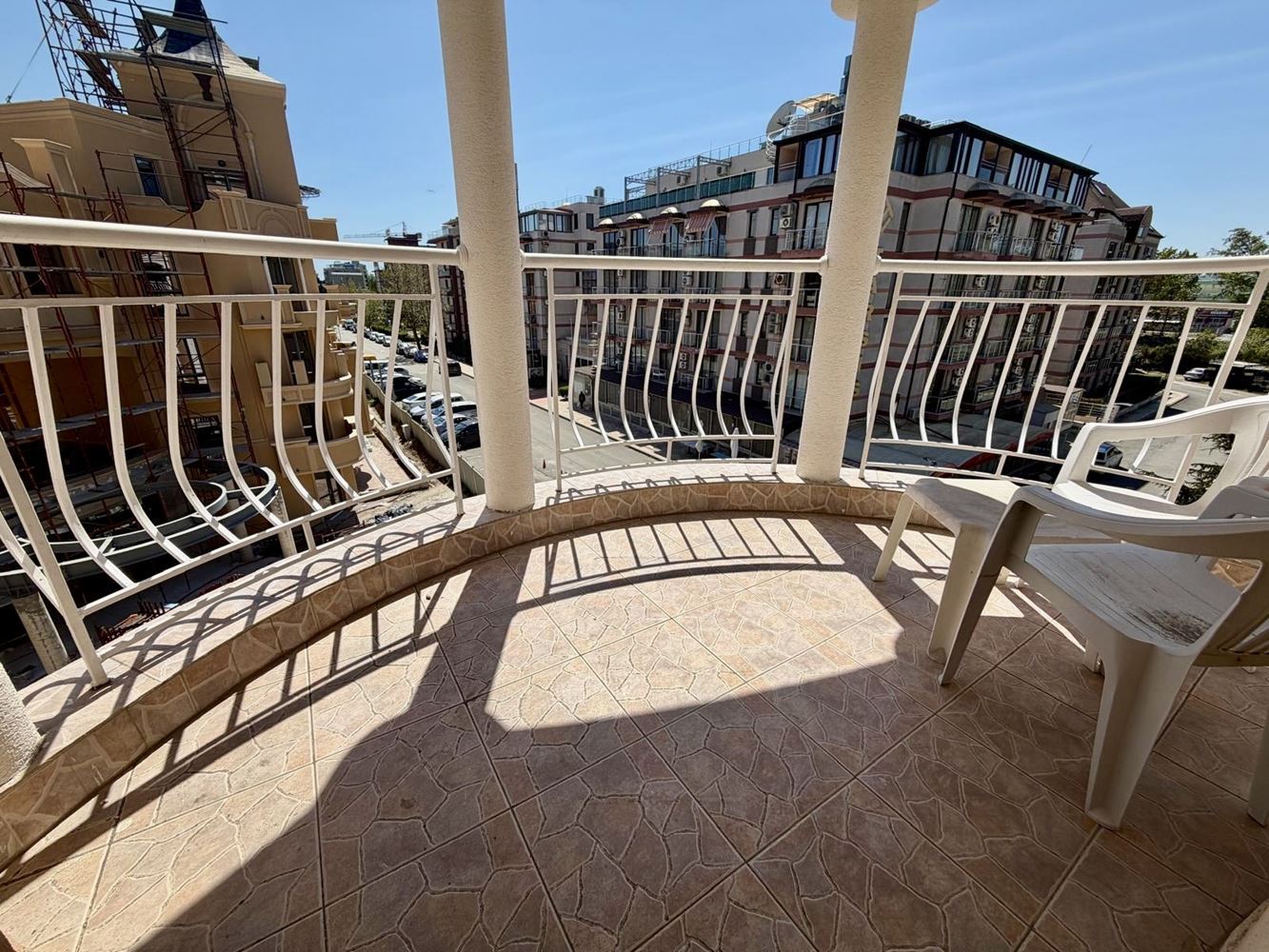 Geräumiges und komplett möbliertes Studio in einem modernen Komplex in Sonnenstrand – ausgezeichnete Immobilie zum Wohnen, Urlaub und als Investition