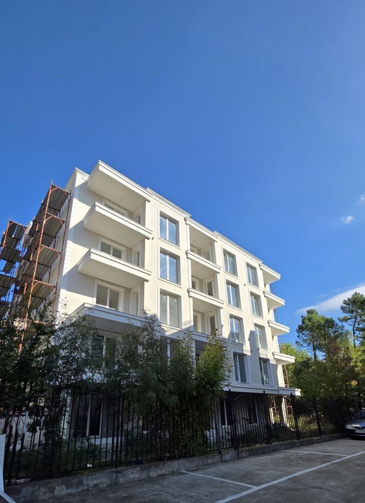 Funktionales Studio im Erdgeschoss – ausgezeichnete Gelegenheit für Investition oder gemütliches Zuhause