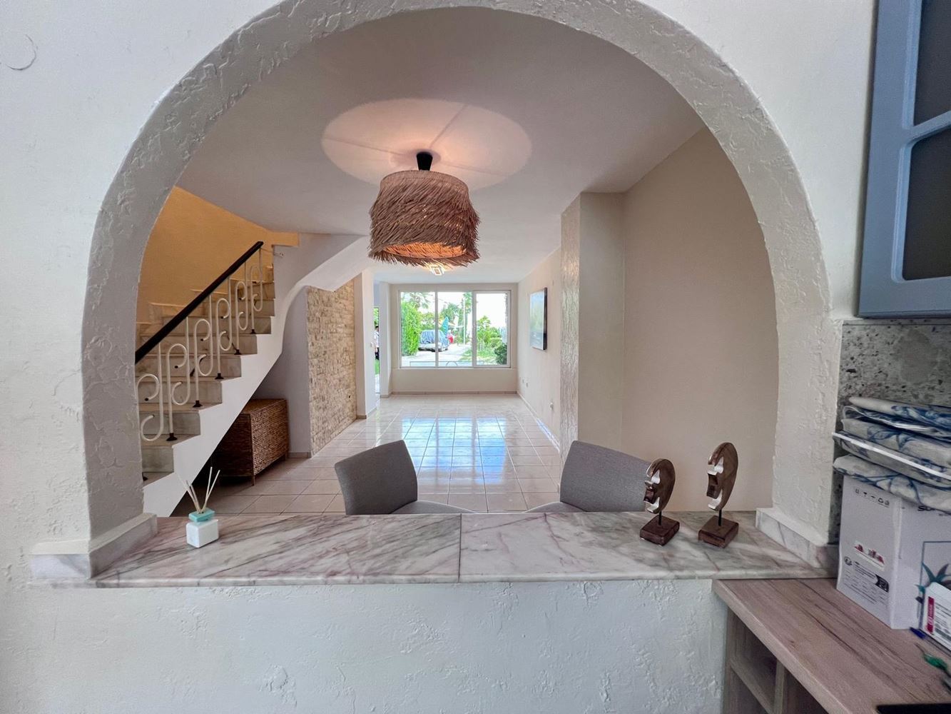 Direkt am Meer in Ravda – Maisonette mit zwei Schlafzimmern, Meerblick und eigenem Stellplatz