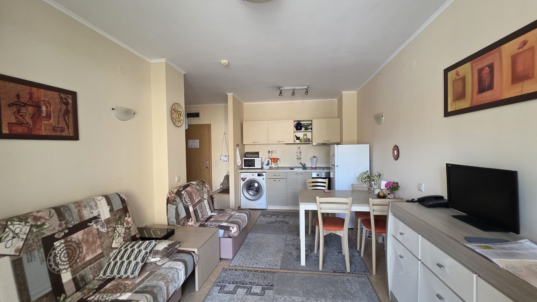 Luxus, Komfort und eine hervorragende Investition – 2-Zimmer-Wohnung mit Poolblick in einer prestigeträchtigen Anlage in Sonnenstrand