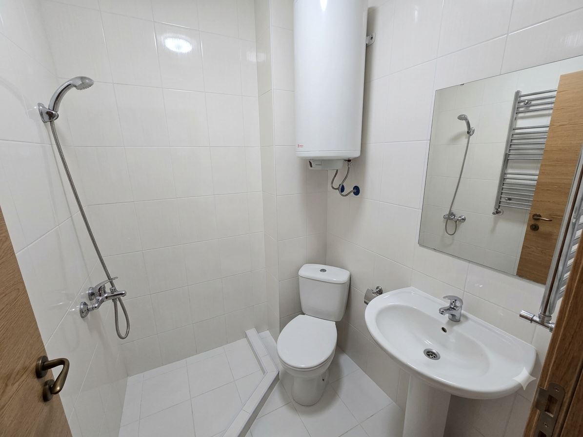 Gemütliche Wohnung mit einem Schlafzimmer in einer Wohnanlage mit eigener Infrastruktur