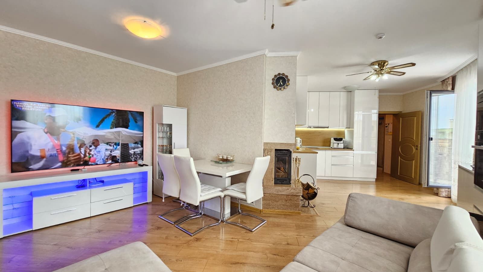 Geräumiges Penthouse mit Panoramaterrasse und Sauna in einer modernen Wohnanlage in Sonnenstrand