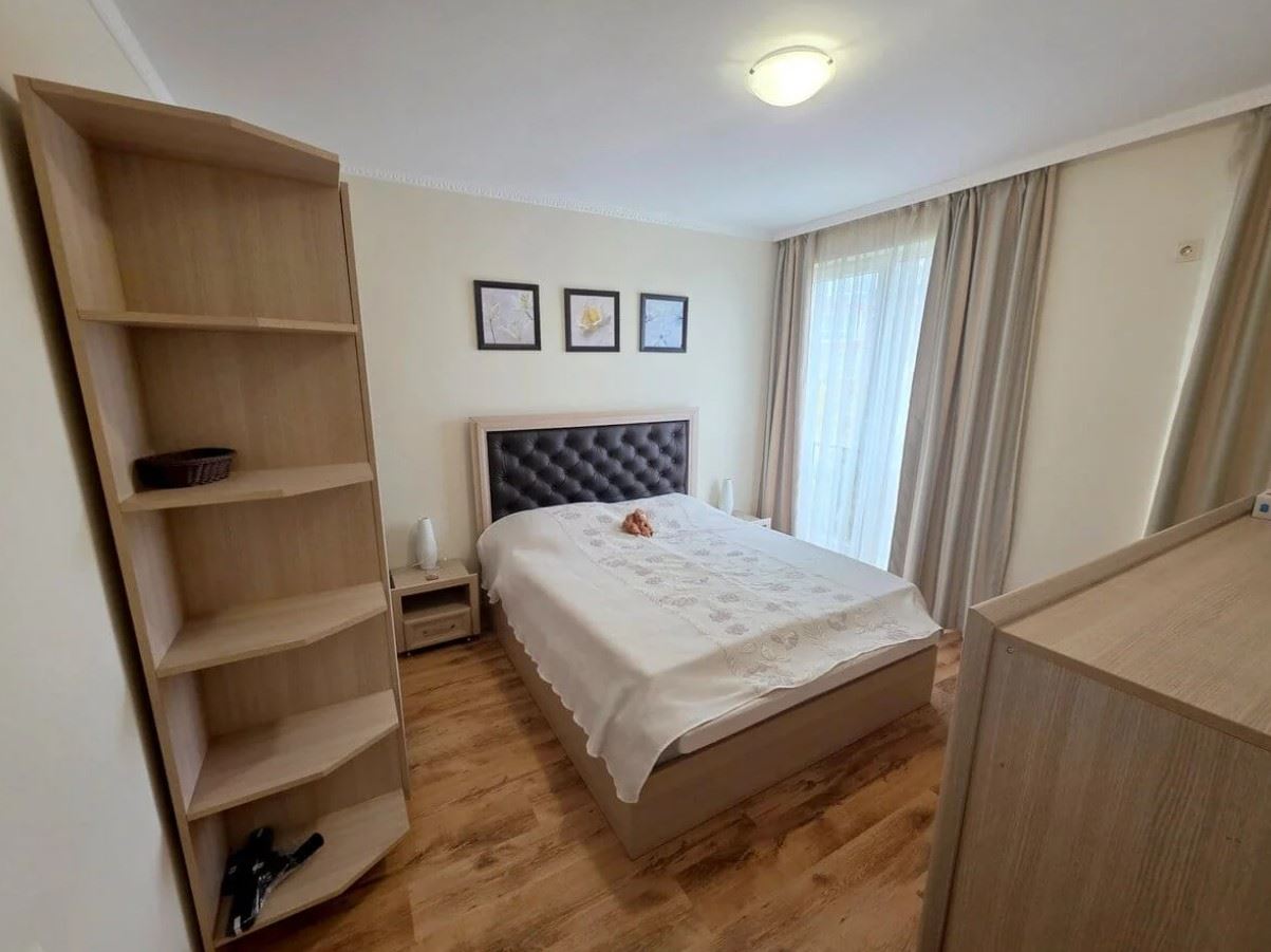 Geräumiges Apartment mit einem Schlafzimmer in einer ruhigen Wohnanlage am Meer in Ravda
