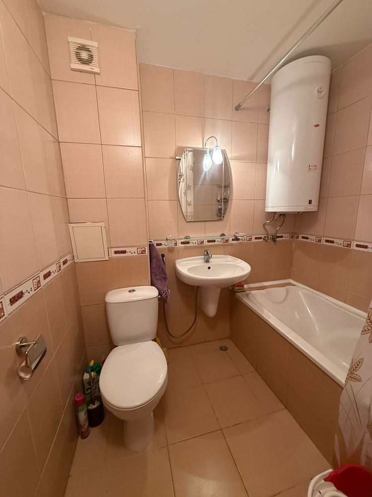 Geräumige 3-Zimmer-Wohnung in Sonnenstrand – Komfort, Natur und niedrige Wartungsgebühr