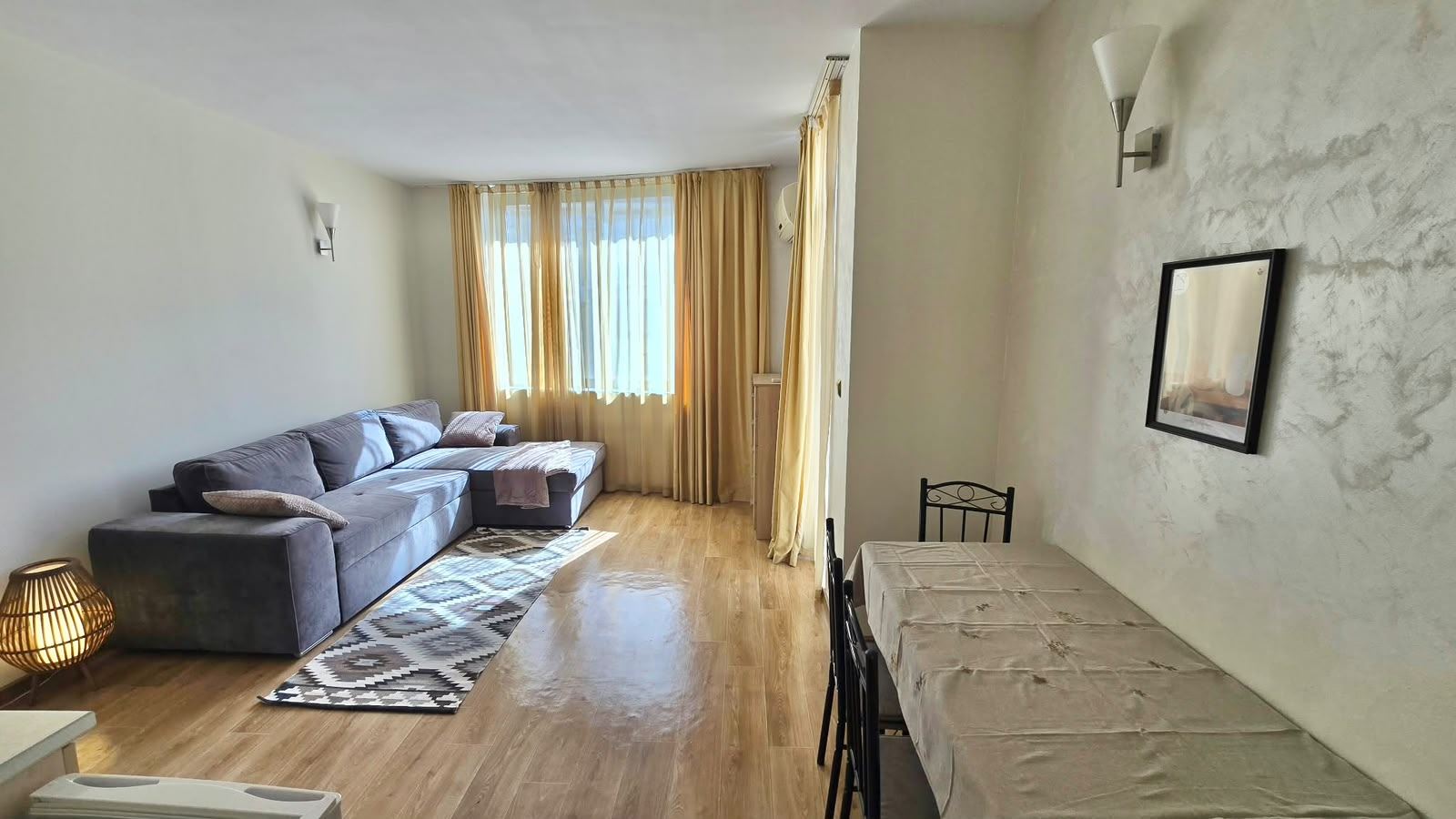 Südlich ausgerichtete 2-Zimmer-Wohnung mit Parkblick und fertigen Verkaufsunterlagen in Sonnenstrand