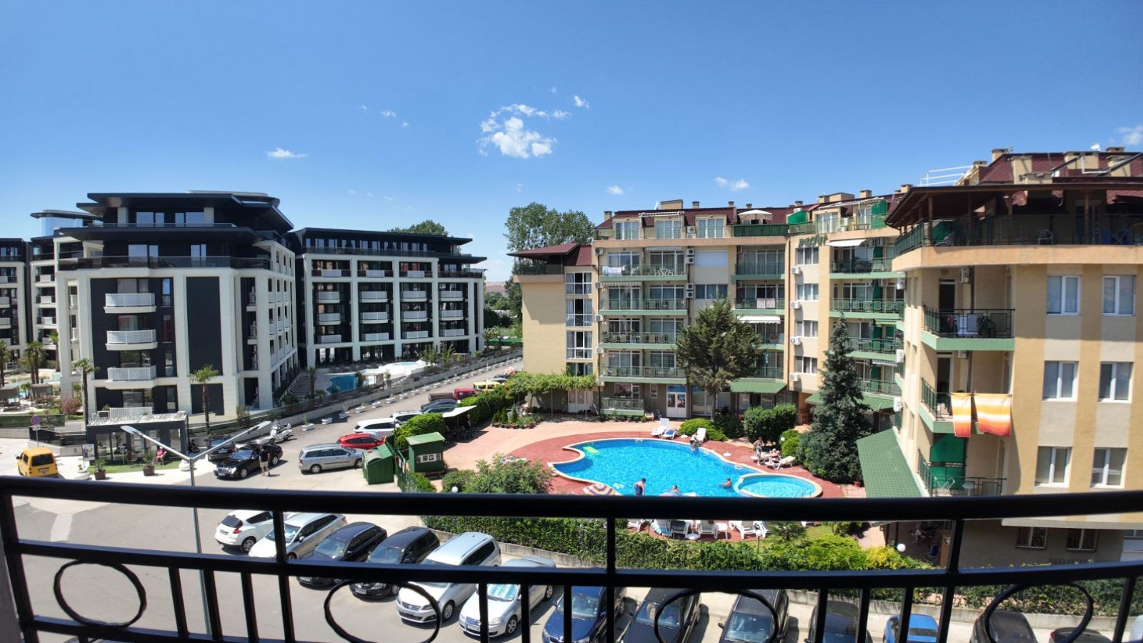 Stilvolles und geräumiges Studio in einer prestigeträchtigen Anlage in Sonnenstrand – Komfort und Luxus am Meer
