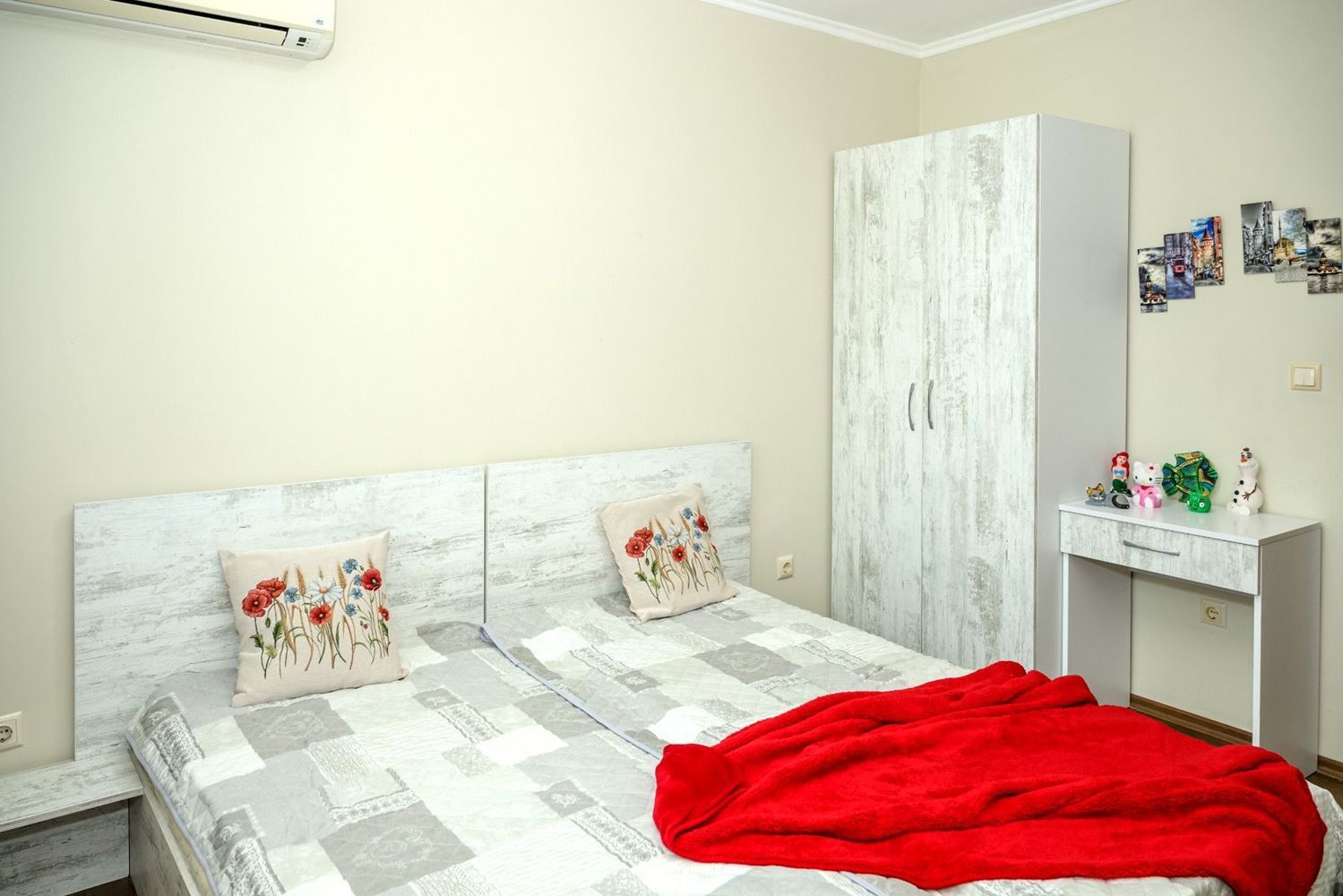 Geräumige 3-Zimmer-Wohnung mit Meerblick in Pomorie – 50 Meter vom Meer entfernt