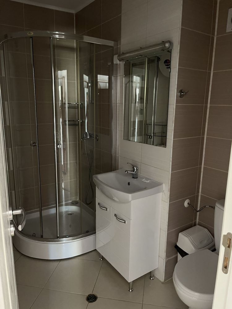 Möblierte Zwei-Schlafzimmer-Wohnung in einer Anlage in Ravda, bezugsfertig