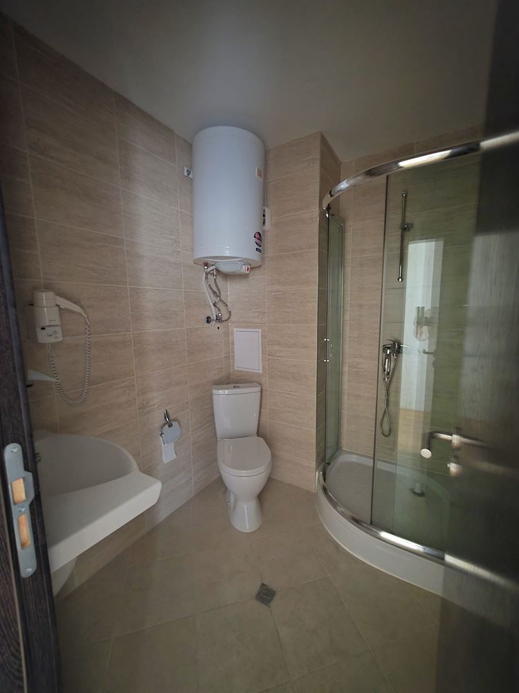Neue Wohnung mit einem Schlafzimmer und Meerblick in Sveti Vlas